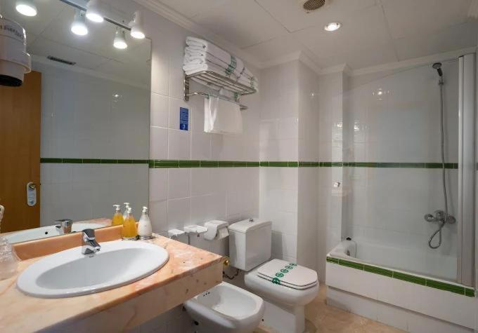 ALEGRIA Pino Alto - Habitación Triple (2 adultos + 1 niño) - 3