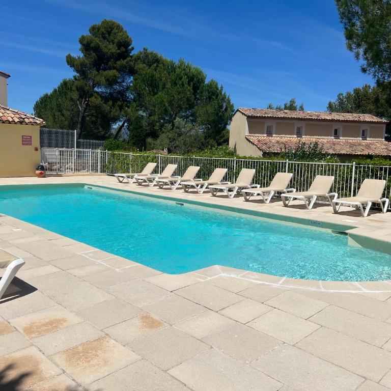 Maison Pont Royal l 6 pers l Pisc l Jardin l Golf - Maison 2 Chambres - 28
