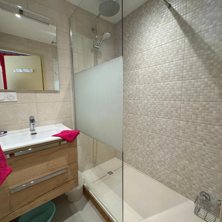 Grand Serre Che A by Mountain Collection Immobilier - Studio - Vue sur Montagne - 4