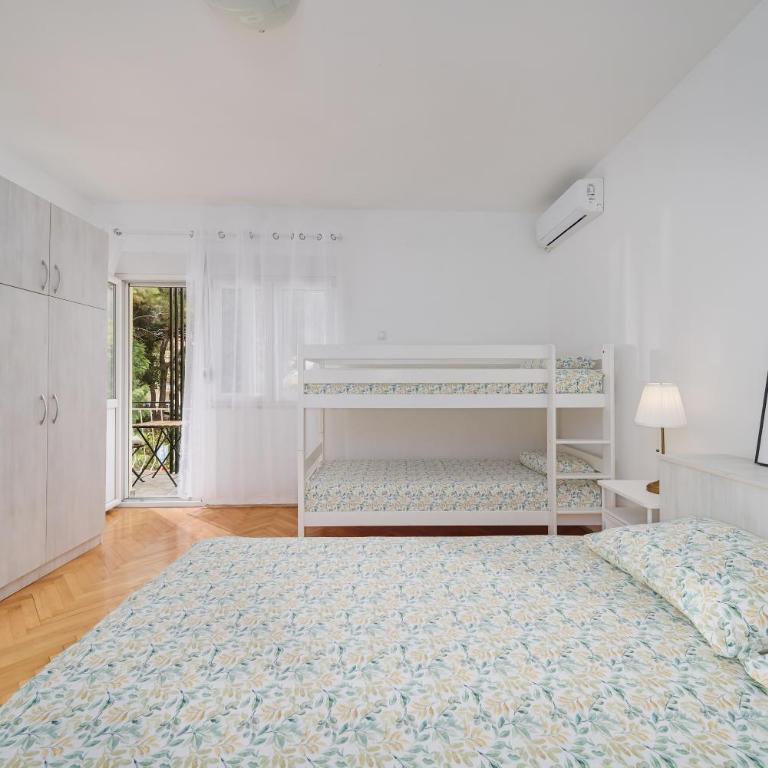 Apartman Mare - Two-Bedroom Apartment - 12