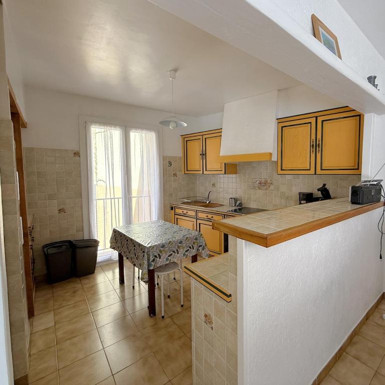 Soy Collioure - Two-Bedroom House - 33