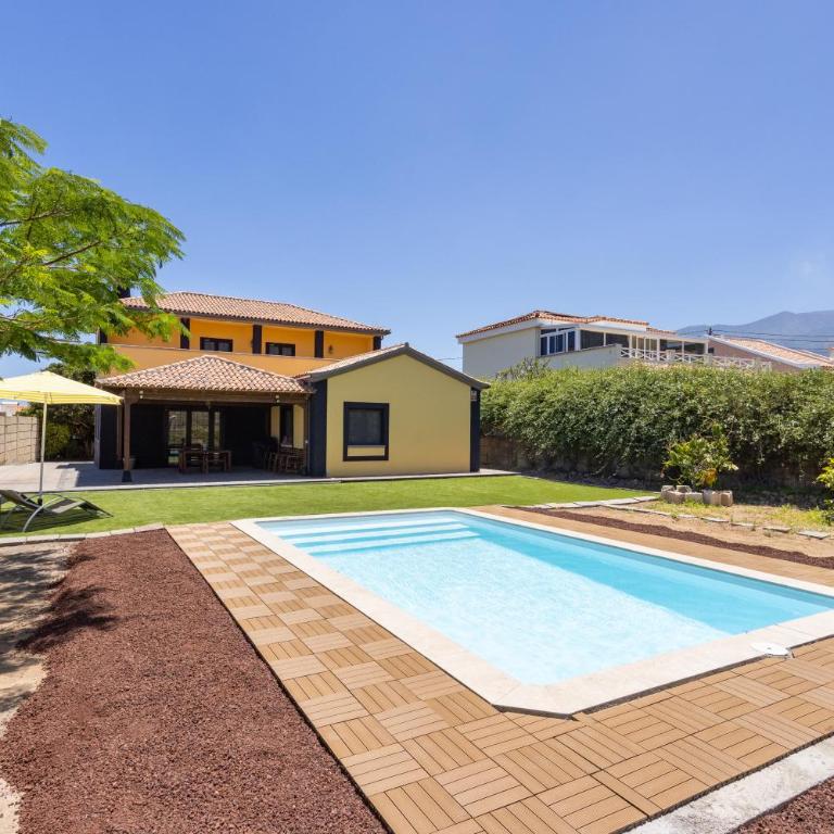 Home2Book Family Pool Home in Candelaria - Casa de 4 dormitorios - 48