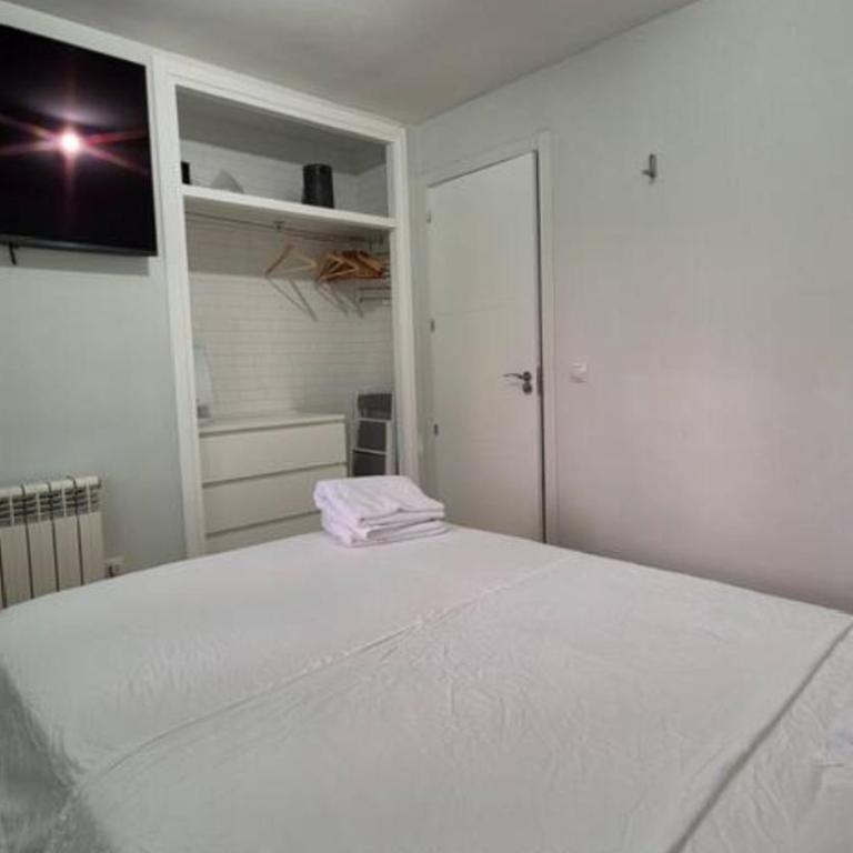 Acogedora habitación con baño compartido - Apartamento de 1 dormitorio - 8