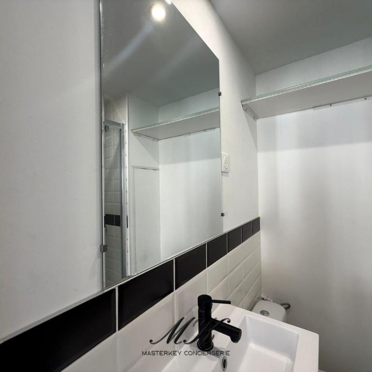 Studio Design Nancy Gare, Netflix & Confort - Apartamento de 1 dormitorio - 14