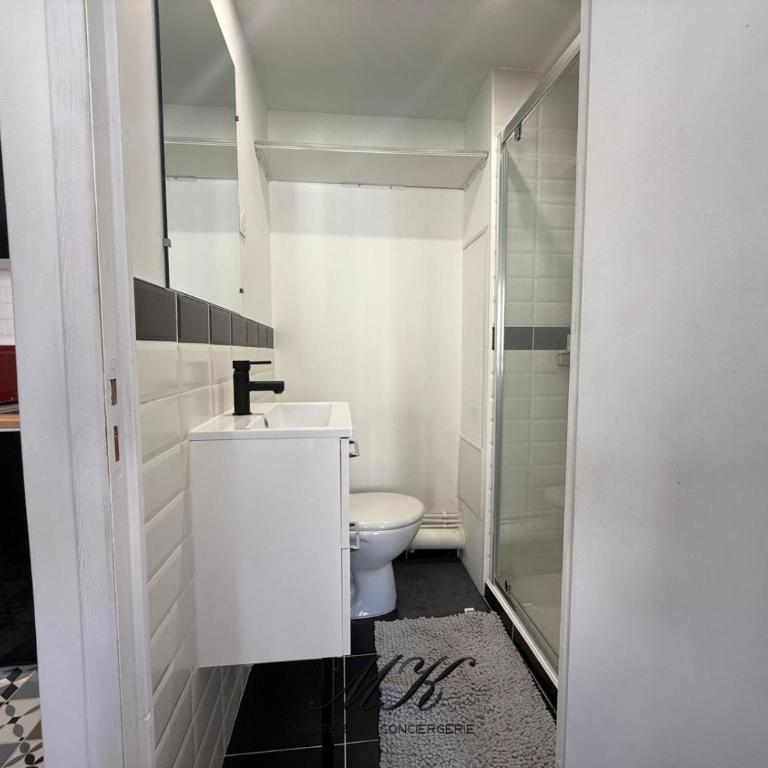 Studio Design Nancy Gare, Netflix & Confort - Apartamento de 1 dormitorio - 17