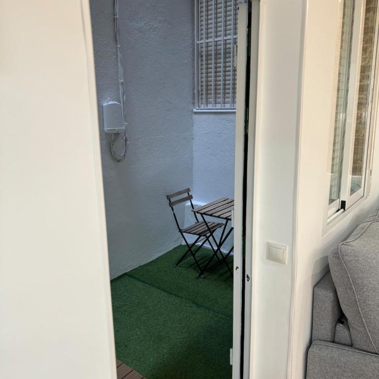Enjoy this spot in B Salamanca Lista - Appartamento con 2 Camere da Letto - 79