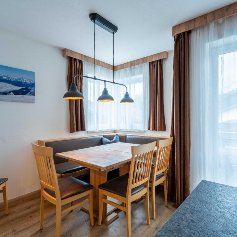 Maiskogelblick Apartments by we rent - Deluxe Apartment mit Balkon und 2 Schlafzimmern - 4