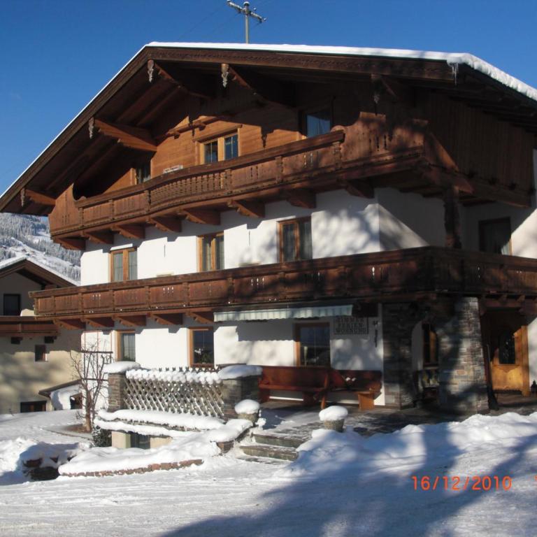 Haus Taxacher - Apartment mit 2 Schlafzimmern und Balkon - 34