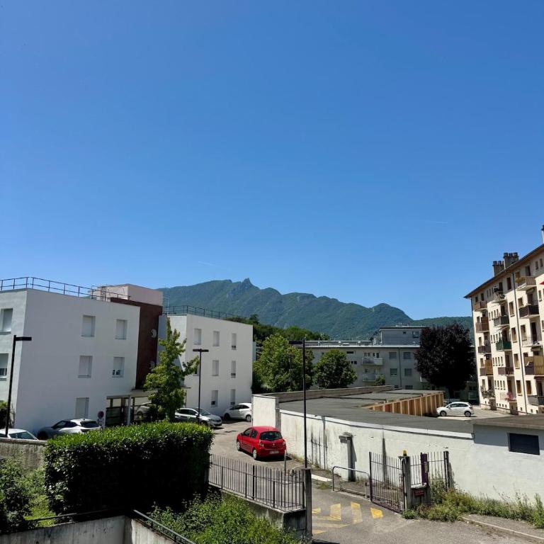 Apartment - Chaleureux - Aix Les Bains - Appartement 2 Chambres - 2