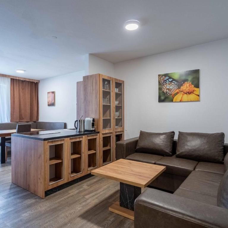 Maiskogelblick Apartments by we rent - Deluxe Apartment mit 1 Schlafzimmer und Gartenblick - 2
