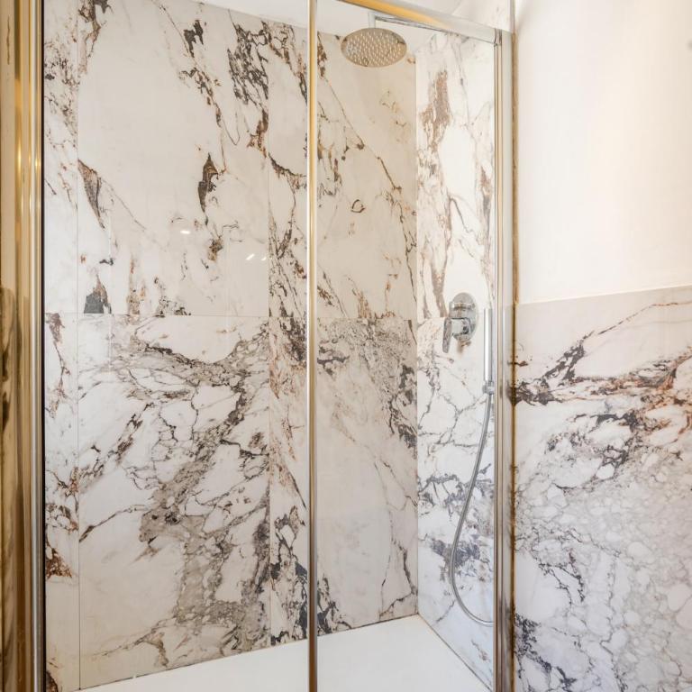 The Colosseum Mansion - Appartement - 12