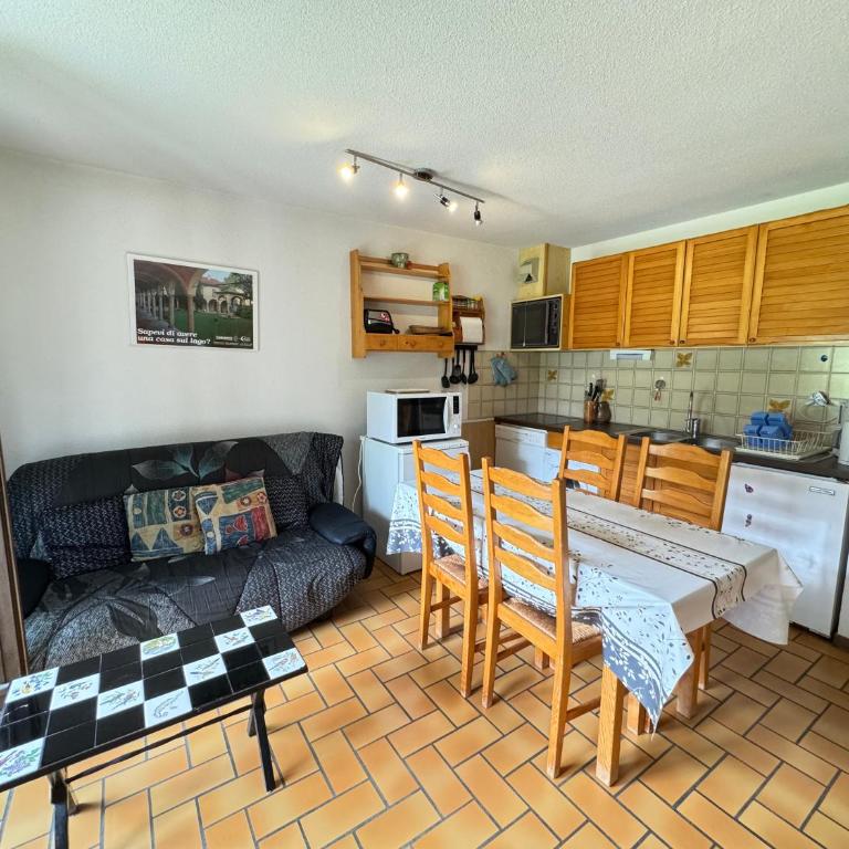 Les Crêtes studio divisible by Mountain Collection Immobilier - Appartement avec Balcon - 1