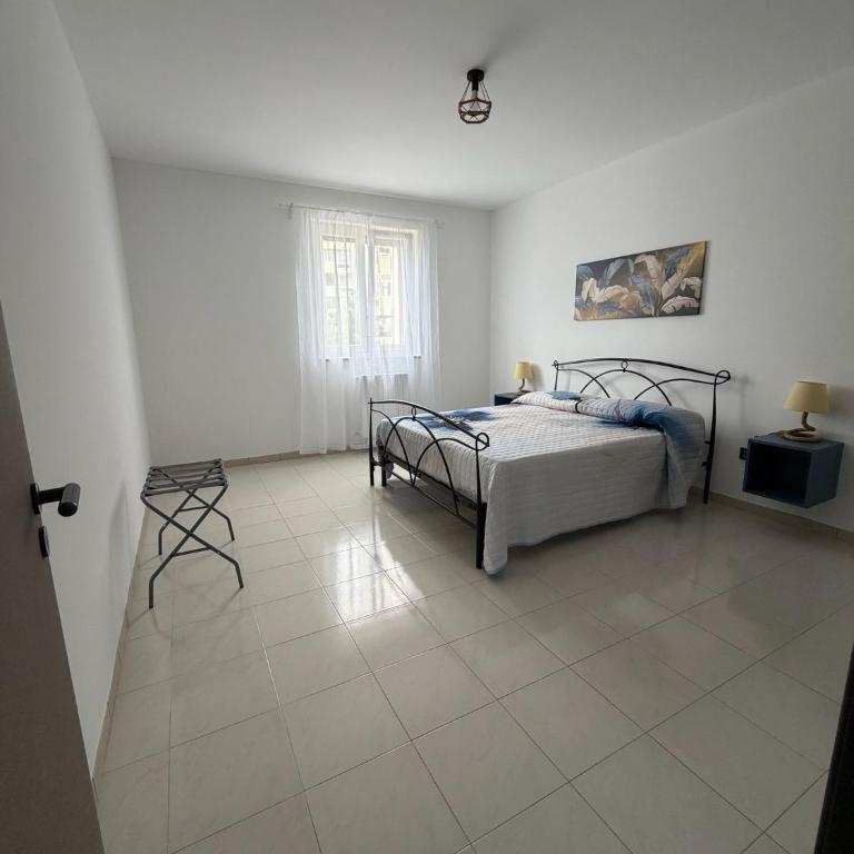 Alma-Re Locazione Turistica - Appartamento con 2 Camere da Letto - 2
