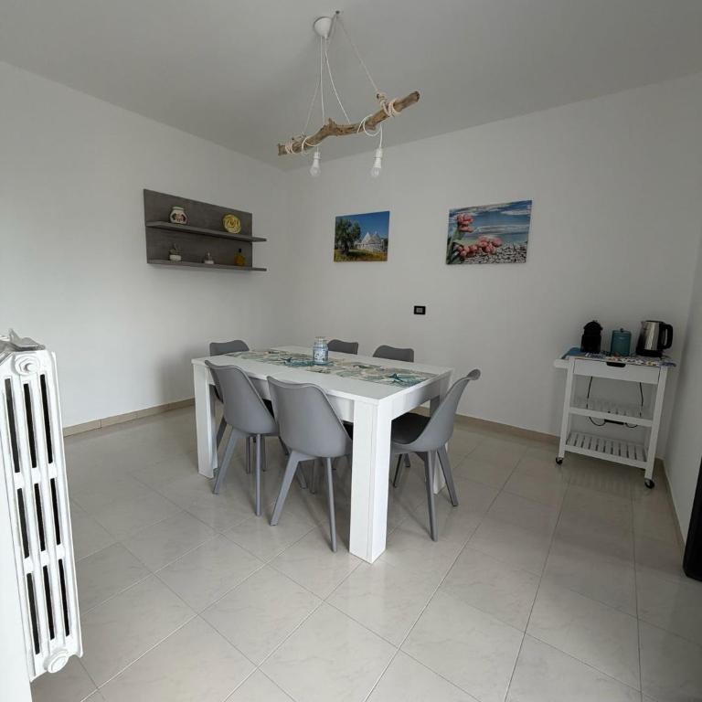Alma-Re Locazione Turistica - Appartamento con 2 Camere da Letto - 4