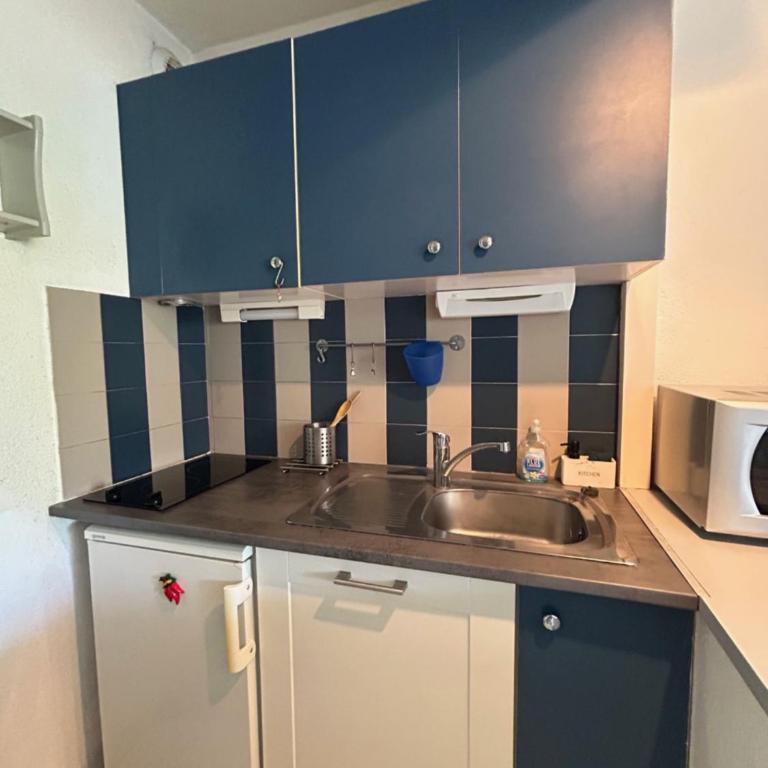 Vittoria Immobilier 2 -REGLEMENT SUR PLACE - chèques vacances acceptés - Studio mit Terrasse - 3