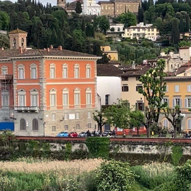 Palazzo Benci River view - Two-Bedroom Apartment with View - 2