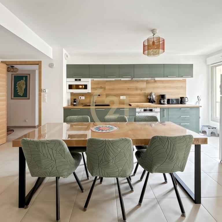 A Citadella - T4 de standing au cœur de Calvi - Appartement 3 Chambres - 17