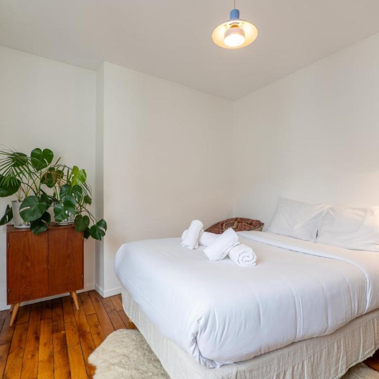 Above Montmartre with Views, Light and Quiet - Appartement - 4