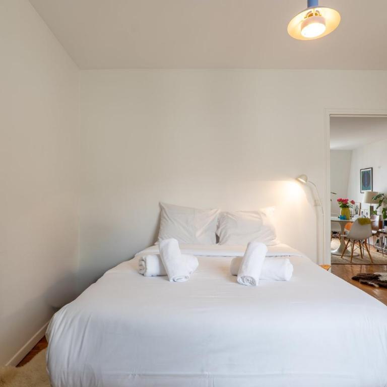 Above Montmartre with Views, Light and Quiet - Appartement - 9