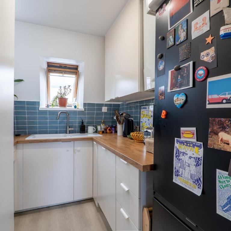Above Montmartre with Views, Light and Quiet - Appartement - 6