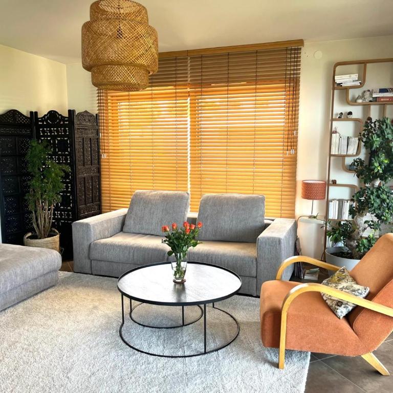 Bel appartement, lumineux et calme, terrasse, vue lac et montagne - 5 mn Evian - Appartement 2 Chambres - 3