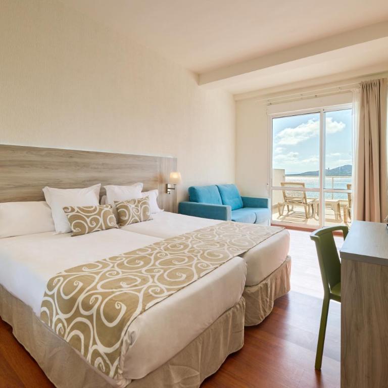 AluaSun Doblemar - Habitación doble superior con vistas al mar Menor y terraza - 1