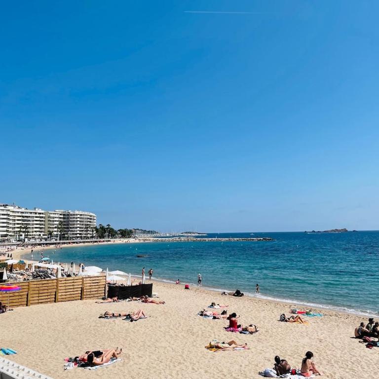 Studio Lot 2 RDC tout à pied gare plages restos - One-Bedroom Apartment - 16