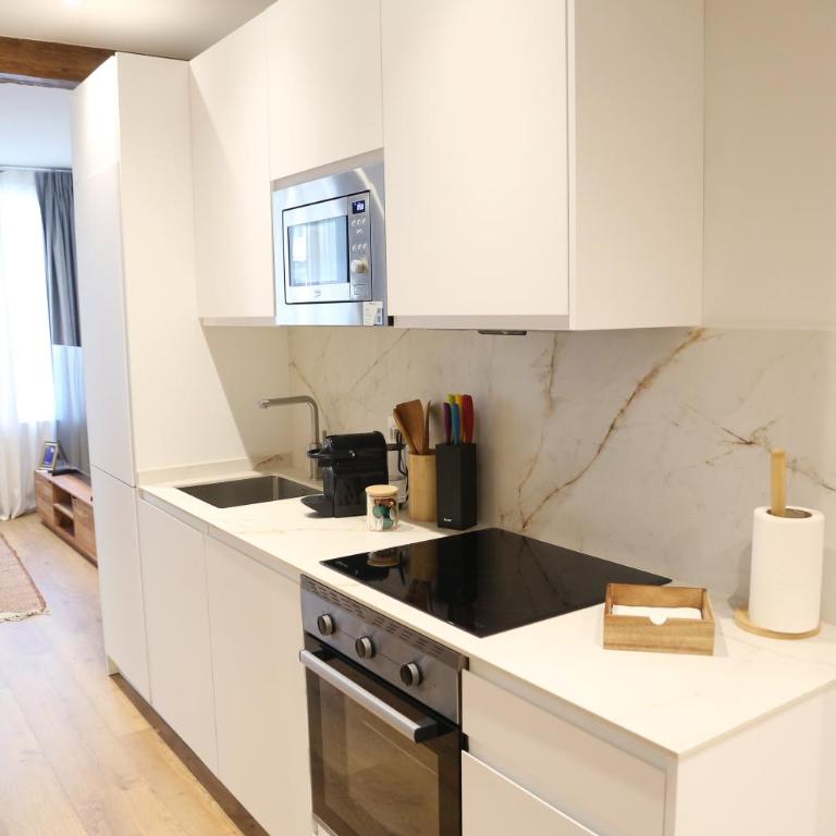 Piso de 3 habitaciones frente a la Catedral - Apartment mit 3 Schlafzimmern - 33