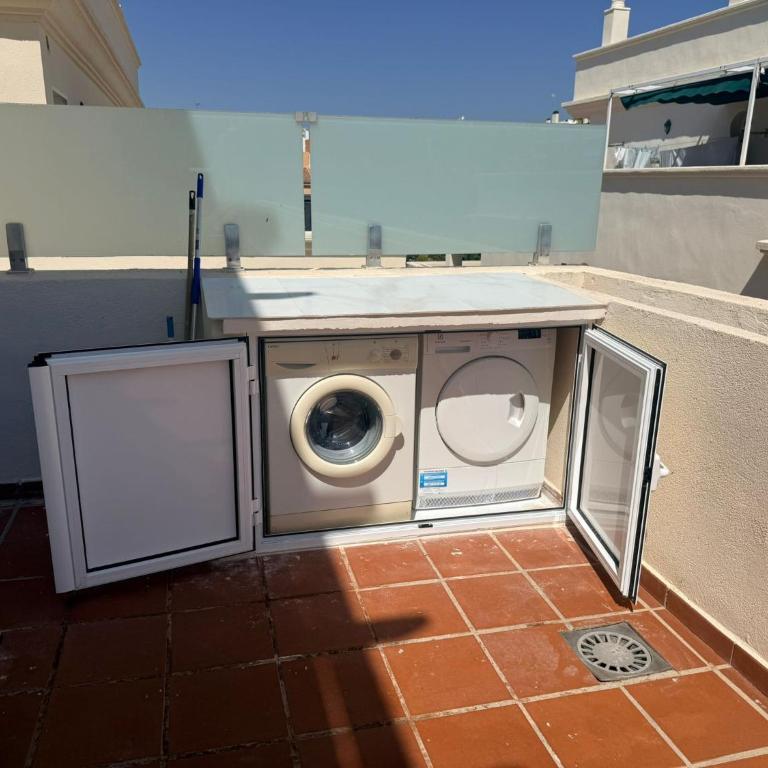 Lor 52A Apartamento Vacacional cerca de Puerto Banús-Playa - Appartement avec Terrasse - 27