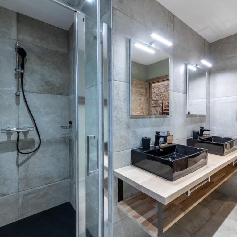 Chalet Jeanice - 14 pers - Jacuzzi Sauna - Chalet - 16
