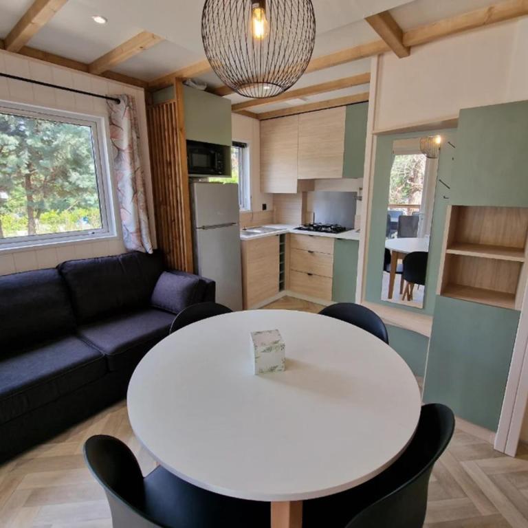 Camping 4 étoiles - Piscine - ccbga0g - Chalet - 31