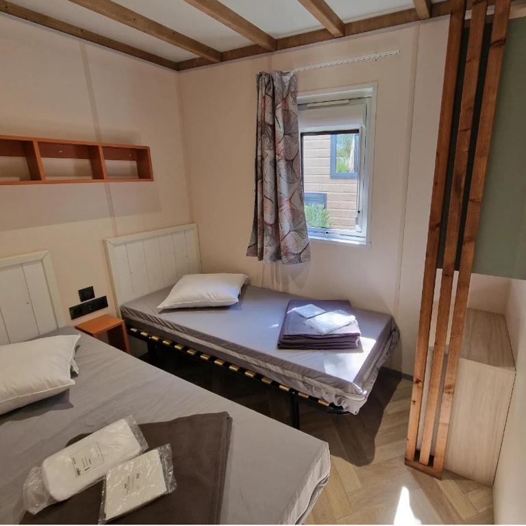 Camping 4 étoiles - Piscine - ccbga0g - Chalet - 23