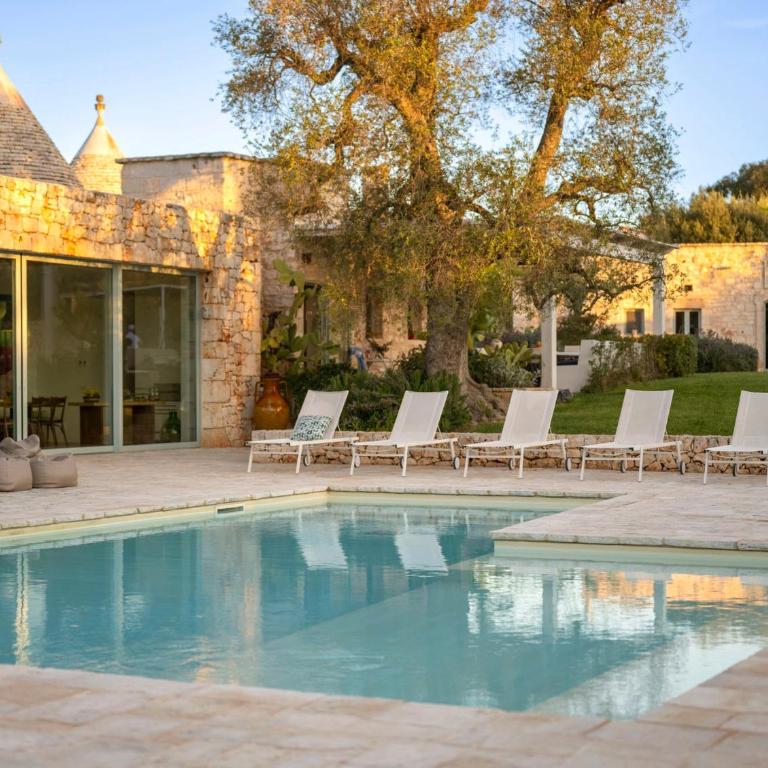 Magical trullo with panoramic view of ancient town - Villa - 2