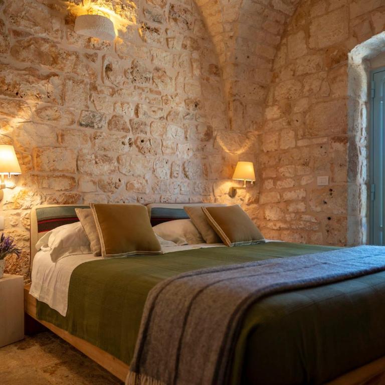 Magical trullo with panoramic view of ancient town - Villa - 24