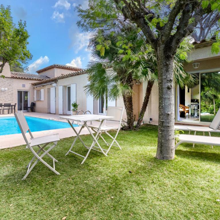 Lécrin vert : Studio Moderne Jardin Piscine - Apartamento - 19