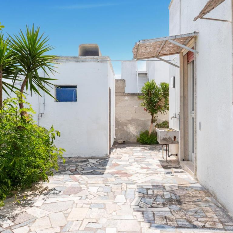 Claudia Bay Villa - Three-Bedroom House - 23