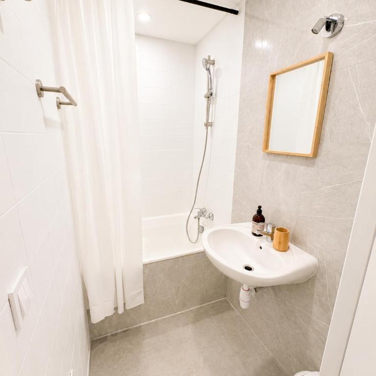 Le Lac Bleu - Sevrier - Chambre Double avec Balcon - 3