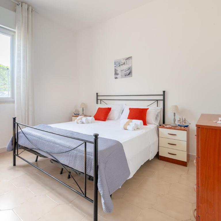 Claudia Bay Villa - Three-Bedroom House - 13