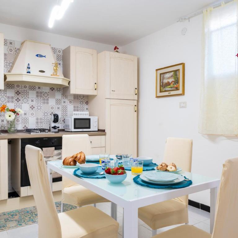 House with Garden Near the Beach and AC - Casa con 2 Camere da Letto - 15