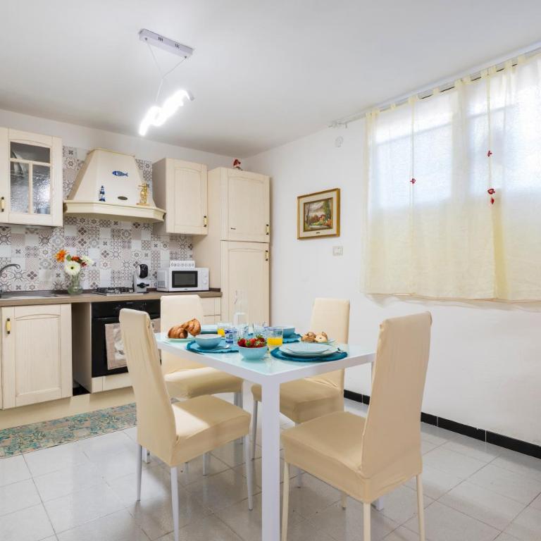 House with Garden Near the Beach and AC - Casa con 2 Camere da Letto - 8