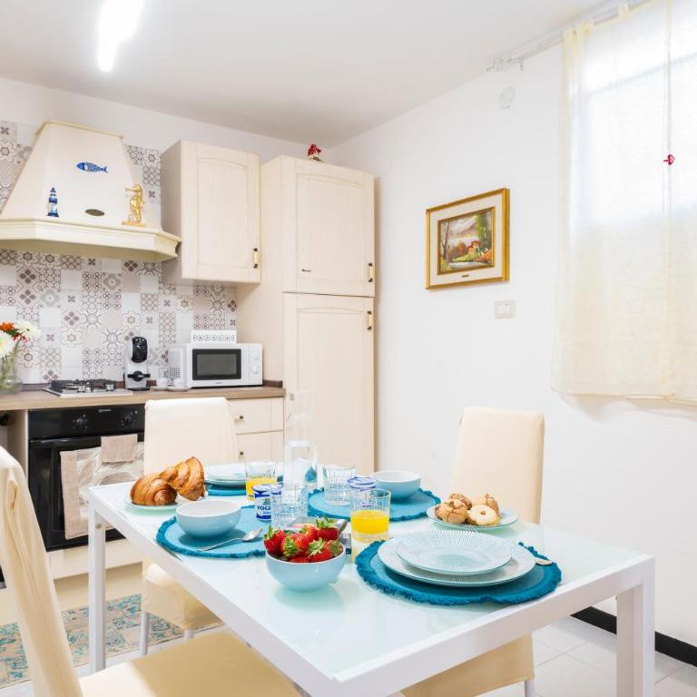 House with Garden Near the Beach and AC - Casa con 2 Camere da Letto - 1