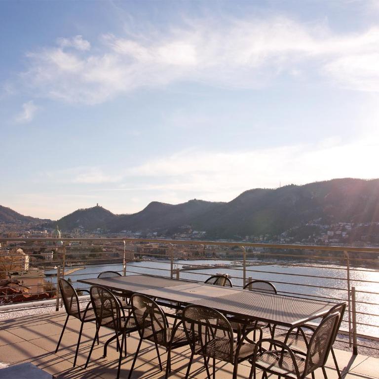 Executive Penthouse Como Condo sleeps 5 by Italian Apartments - Appartamento Attico - 63