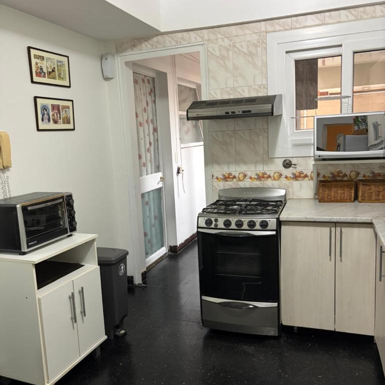Espacioso y calido departamento en Barrio Belgrano - Apartamento de 3 dormitorios - 20