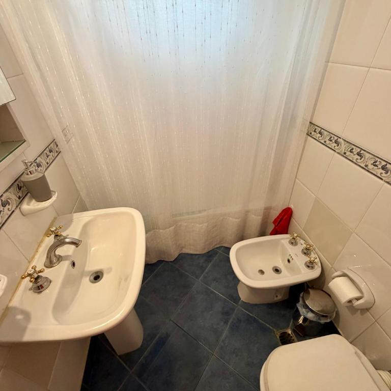 Espacioso y calido departamento en Barrio Belgrano - Apartamento de 3 dormitorios - 22