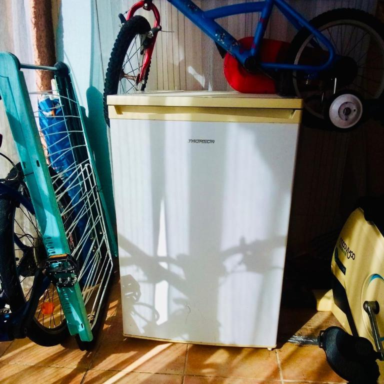 CAVALAIRE vue MER au loin MAISONNETTE TOUT ÉQUIPÉE POUR 4 PERSONNES AVEC PISCINE CLIM WIFI VÉLOS TV BARBECUES - Appartement - Vue sur Mer - 32