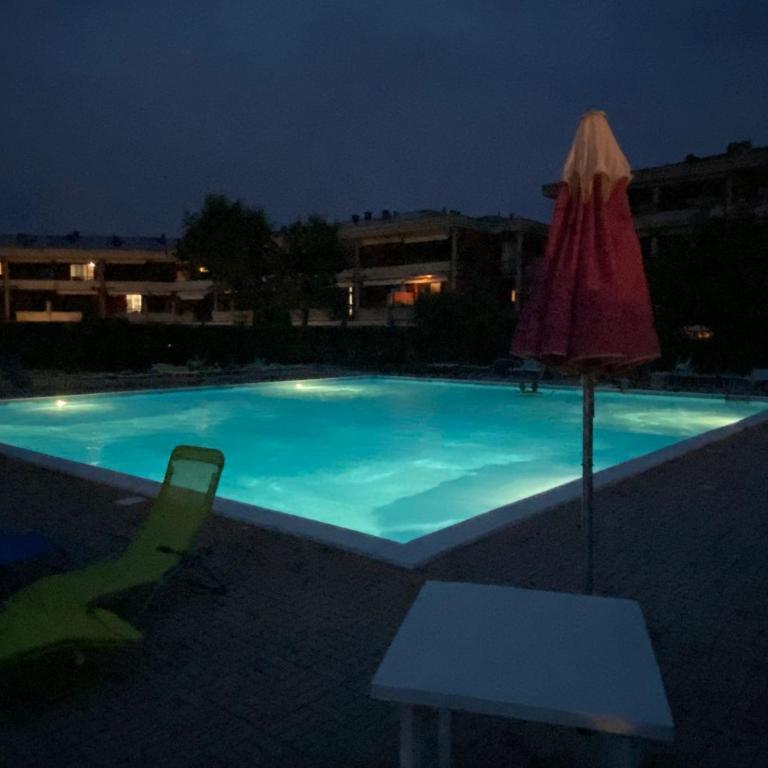 Fior di Loto Front Of The Pool - Appartement 1 Chambre - Vue sur Jardin - 10