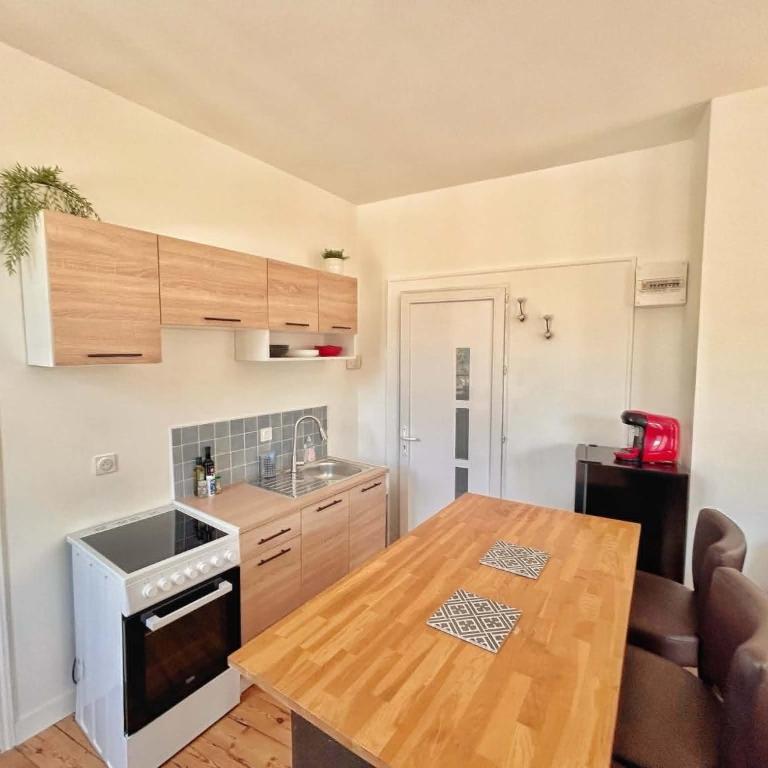 Rent Bordeaux - Appartamento con 1 Camera da Letto - 11