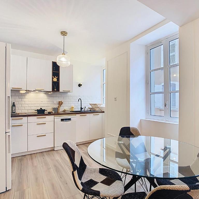 Le Catalan, centre ville, 4 personnes, 2 chambres, charme - Appartement Standard 2 Chambres - 9