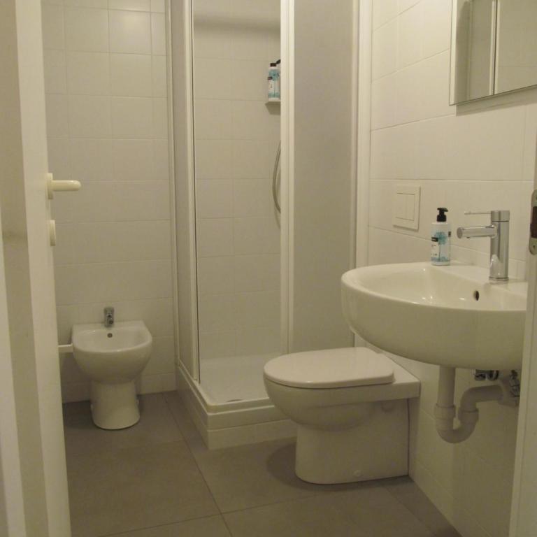 Old Town Guest House - Camera Matrimoniale Standard con Bagno in Comune - 7
