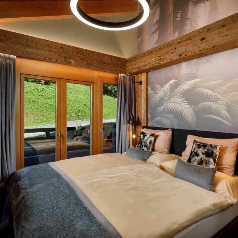 Eiger Mürren Swiss Quality Hotel - Unique Suite with 3 Bedrooms and Eiger mountain view - 18